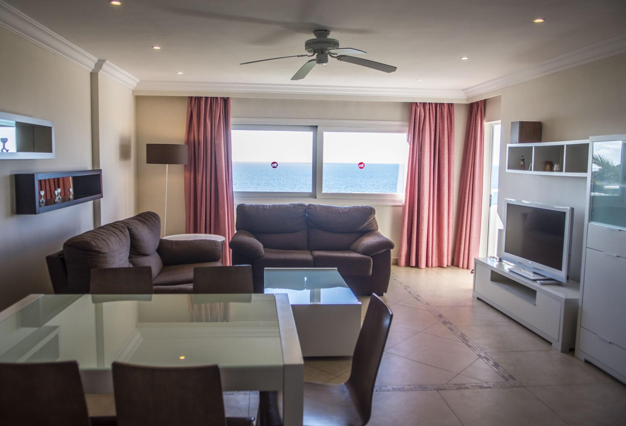 Hamilton Court Aparthotel Santo Tomás Buitenkant foto