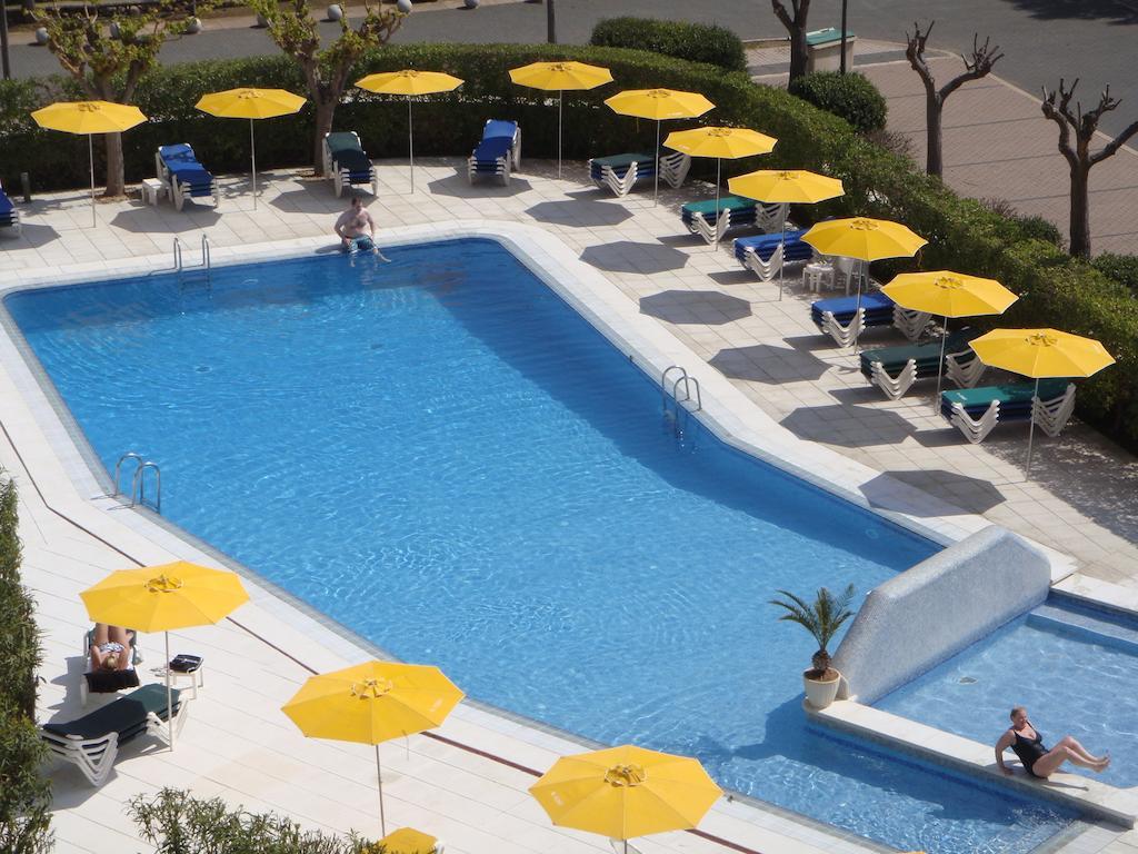 Hamilton Court Aparthotel Santo Tomás Buitenkant foto